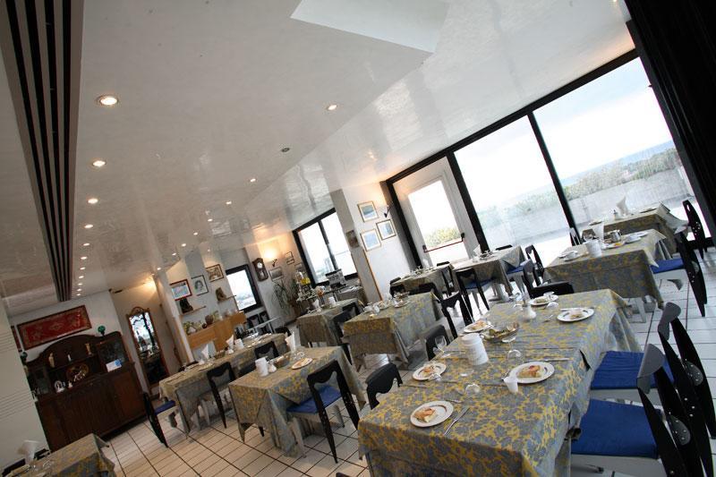 Hotel Intervallo Torre Lapillo Kültér fotó